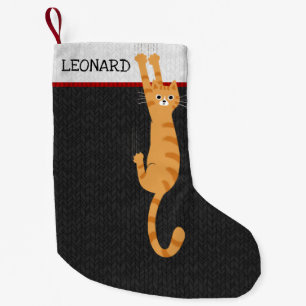 Petite Chaussette De Noël Chat Tabby Orange Accroché Sur Chat Boutonné Pe