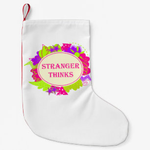 Petite Chaussette De Noël Étranger pense citation dans le style d'une émissi