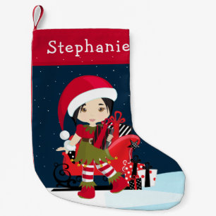 Petite Chaussette De Noël Fille d'Elfe asiatique avec le rudolph