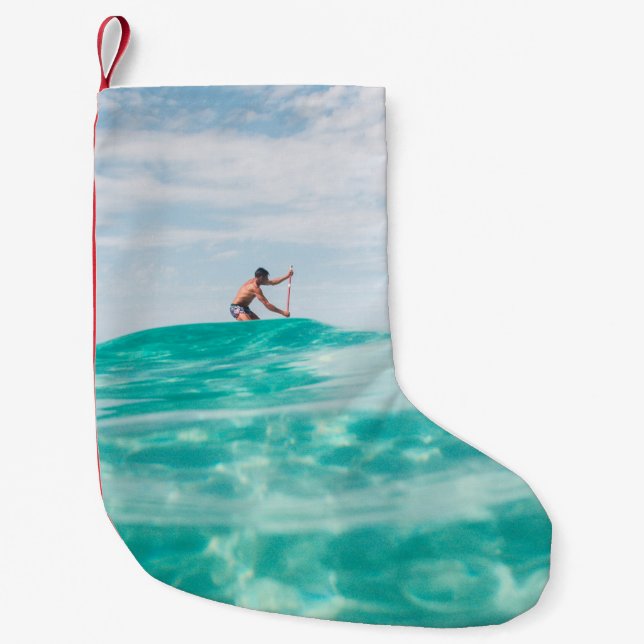 Petite Chaussette De Noël Homme faisant du surf (Devant)