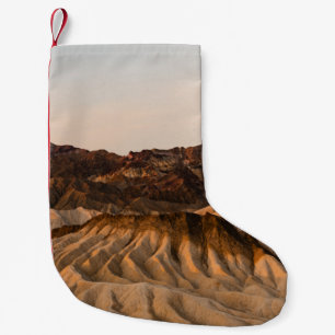 Petite Chaussette De Noël MONTAGNE ROCHEUSE Brown SOUS LE CIEL BLEU PENDANT