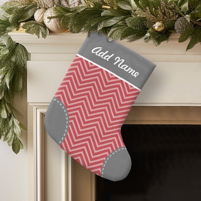 Petite Chaussette De Noël Nom personnalisé avec Motif Chevron tendance (Personalized Christmas Stocking)