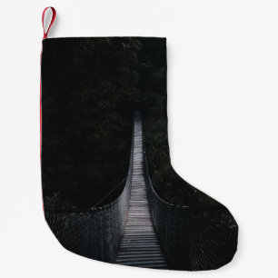 PETITE CHAUSSETTE DE NOËL PHOTO À PEU PRÈS CONCENTRÉE DU PONT EN BOIS BROWN