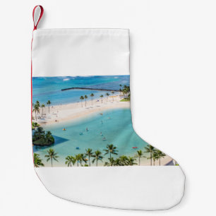Petite Chaussette De Noël Photos aériennes personnes à la plage en journée