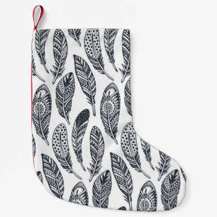 Petite Chaussette De Noël Plumes tribales dessinées à la main, motif vintage
