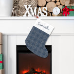 Petite Chaussette De Noël Simple Calligraphie Script Marine Silver Snowflake<br><div class="desc">Ce design comprend un joli script de calligraphie simple et élégant, un bas de Noël bleu marine et argent, un motif de flocon de neige bleu marine et argent, une ferme rustique, un minimaliste minimaliste minimaliste classique, un élégant style rustique vintage élégant, un design de vacances intemporel à l'ancienne, décoration...</div>