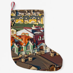 Petite Chaussette De Noël Toits colorés en hiver à Kiev, Ukrainevariegate