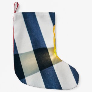Petite Chaussette De Noël Vitre à boire transparent avec liquide jaune