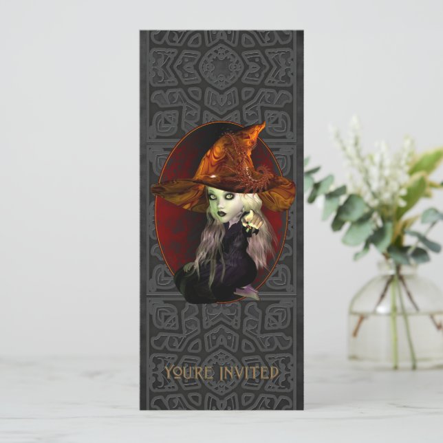 Petite sorcière Halloween fête longue invitation (Debout devant)