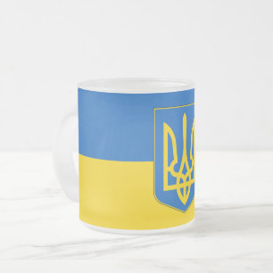 Petite tasse de verre dépoli avec drapeau d'Ukrain