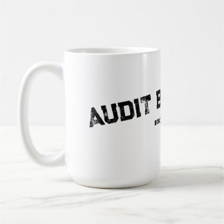 Petits et moyens mugs de salle de bal d'audit