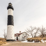 Phare de Big Sable Point et Plaque tour<br><div class="desc">La tour du phare Big Sable Point,  en noir et blanc,  à Ludington,  Michigan,  mesure 35 mètres de haut</div>