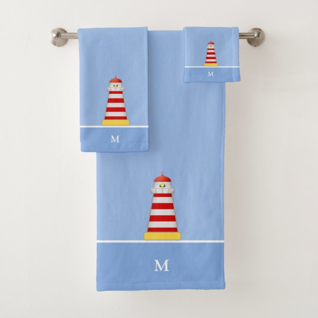 Phare et monogramme sur fond bleu clair (En situation)
