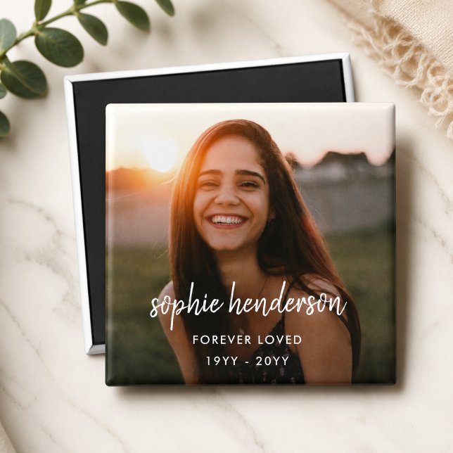 Photo aimant mémorial | Cadeau de souvenir (Personalized memorial photo magnet with name and dates for funeral keepsakes and favors.)