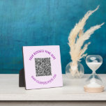 Photo Code QR et texte personnalisé Plaque personnalisée<br><div class="desc">Police et couleurs personnalisées - Concevez vos propres Plaques personnalisées avec QR Code Scan Info and Name Website or Custom Text Professional Design Business Promotional or Modern Personal Desk Accessoires / Desk Signs Don - Ajouter votre QR Code - Image - Photo ou logo / Nom - Entreprise / Site...</div>