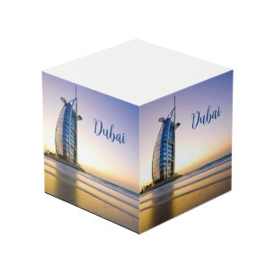 Photo Cube de papier notes Dubaï Émirats arabes unis
