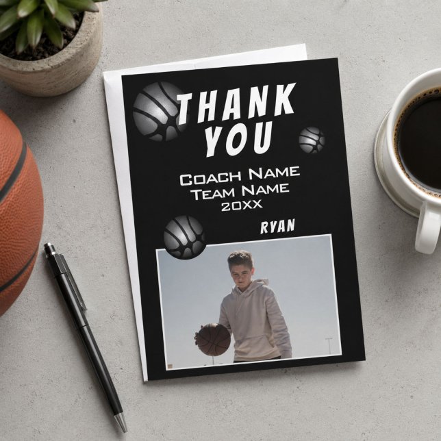 Photo de ballon de basket moderne Merci Coach  (Créateur téléchargé)