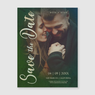 Photo de couple fiancé romantique avec typographie