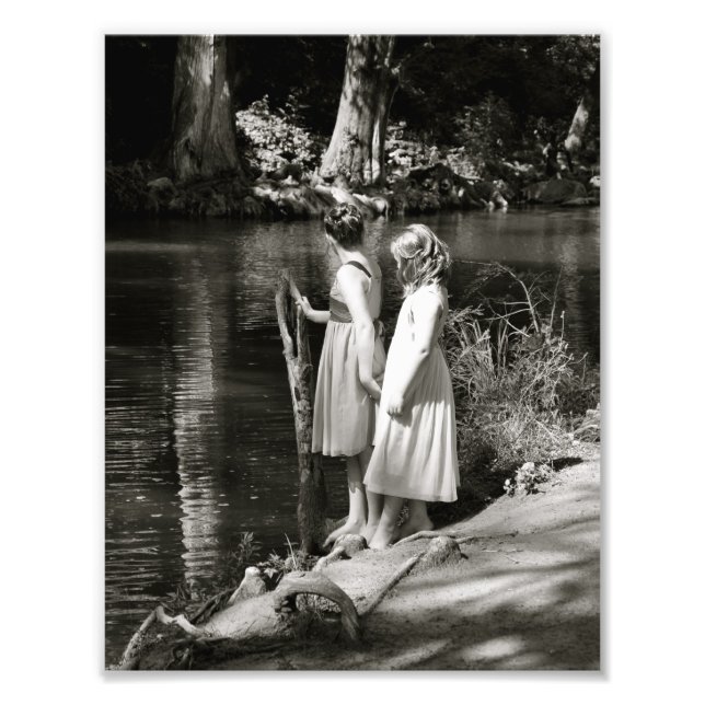 Photo de la soeur de la petite fille Two Little Gi (Devant)