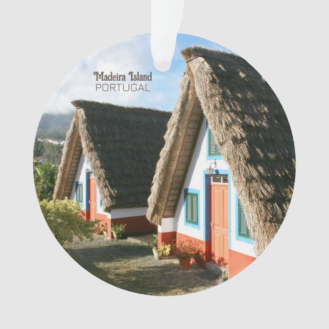 Photo de l'île de Madère avec Maisons Typiques, Po (devant)