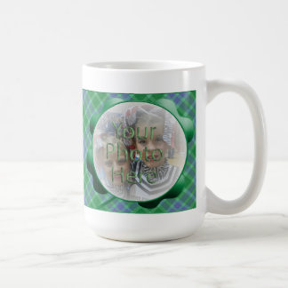 Photo de Mug Shamrock Plaid Vert Personnalisable