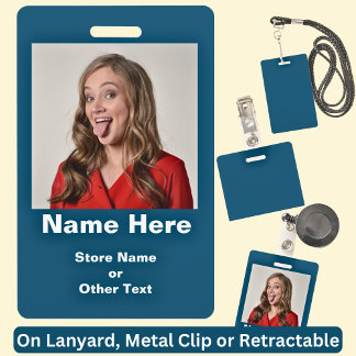 Photo du badge du personnel avec le nom du magasin