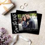 Photo du budget H MOD Chic 5 Enregistrer la date<br><div class="desc">** LE PAPIER SATIN EST PAPIER MINCE. METTEZ À NIVEAU LE PAPIER POUR UN PAPIER PLUS ÉPAISSE. A UNE OPTION POUR ENVELOPPES. *** Économisez de l'argent sur les invitations avec cette petite invitation qui a une option pour les enveloppes. Préparez vos invités pour le mariage extraordinaire avec votre Photo H...</div>