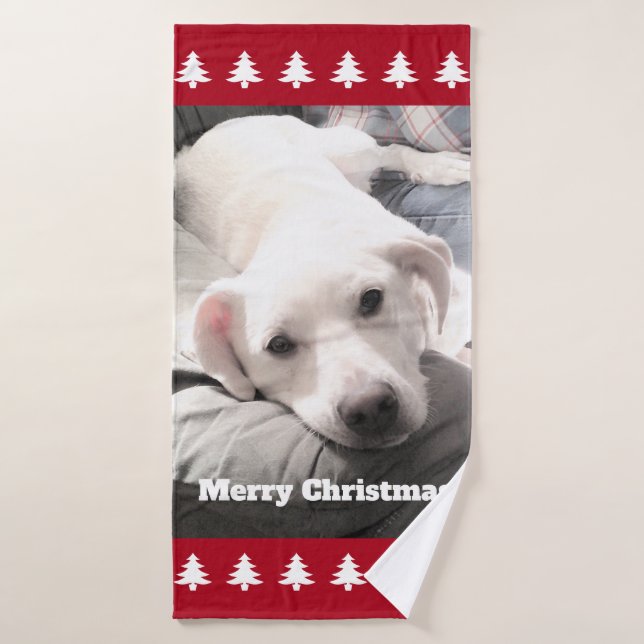 Photo du chien blanc mignon Red Christmas Trees Ba (Serviette de bain)