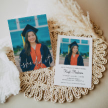 Photo Elle L'A Fait Graduation Invitation