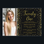 Photo Gold Black 21st Birthday Invitation<br><div class="desc">Cette simple mais douce invitation à la photo de 21ème anniversaire comporte une large tête de parties scintillant en faux or et des pois sur un arrière - plan noir. L'arrière de l'invitation est rose avec le même motif de polka faux rose point. Le modèle est très facile à modifier....</div>