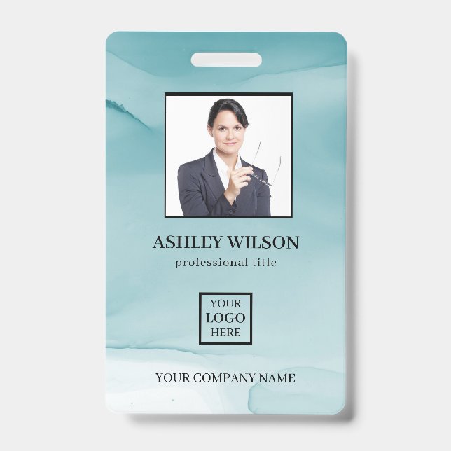 Photo ID Entreprise Sur Le Badge D'Encre D'Alcool  (Avant)