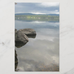 Photo Lake Rocks