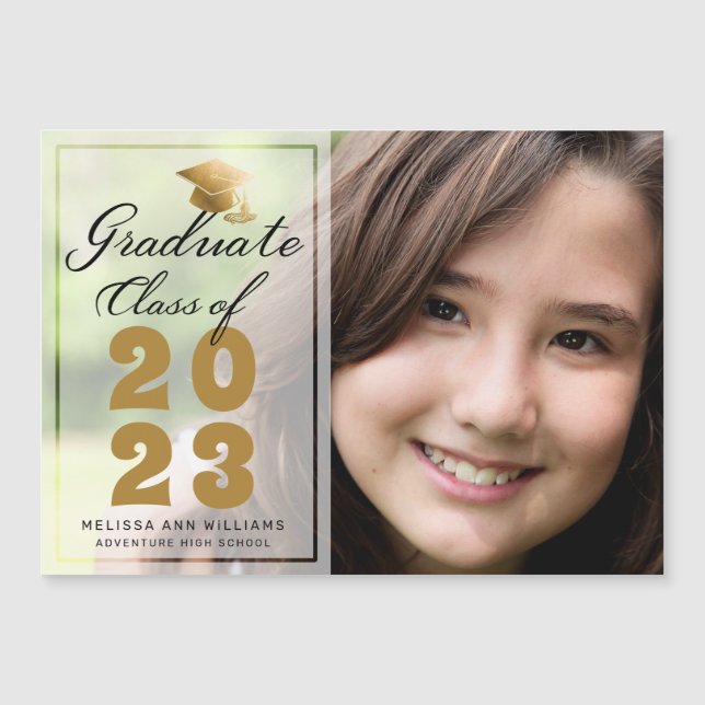 Photo moderne Gold Black Script 2023 Graduate Card (Devant)