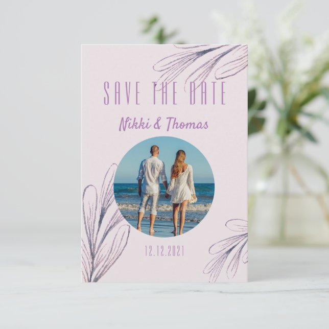 Photo moderne violet script élégant Enregistrer la (Debout devant)