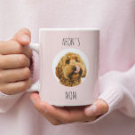 Photo Mug de maman chien personnalisée | Cadeau ro<br><div class="desc">Célébrez l'amour pour votre ami en fureur avec cette photo-mug personnalisée de la maman du chien ! Ajoutez votre photo d'animal de compagnie préférée pour créer un cadeau unique pour les amoureux de les chiens. Parfait pour boire du café, du thé ou du cacao chaud, cette tasse personnalisée est une...</div>