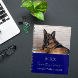Photo personnalisée chat animal marine bleu<br><div class="desc">Un arrière - plan bleu marine. Personnalisez et ajoutez votre année,  nom et texte. Le nom est écrit en blanc avec un grand script de style à la main moderne.</div>