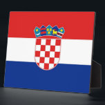 Photo Plaque Drapeau Croate<br><div class="desc">Superbe Plaque avec Drapeau de Croatie. Ce produit est personnalisable.</div>