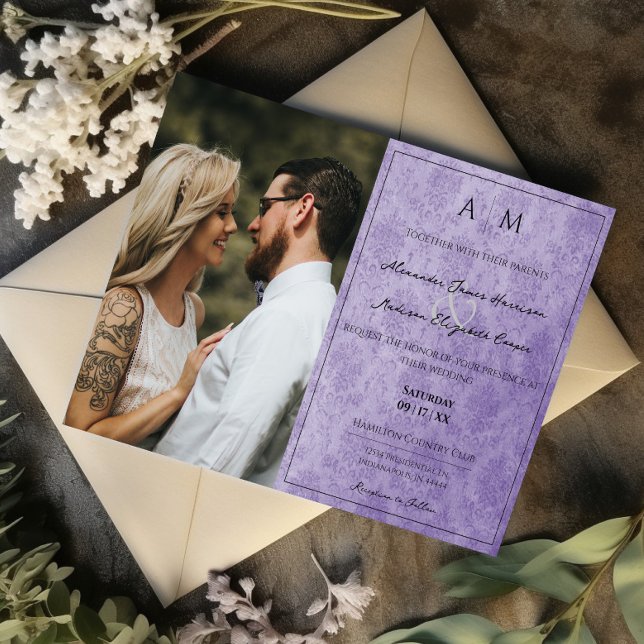 Photo Purple Damask Faire-part de mariage Monogram (Purple Photo Damask Monogram Wedding Invitation)