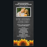 Photo Rustic Chalkboard Sunflower Programmes de ma<br><div class="desc">Photo Rustic Chalkboard Sunflower Wedding Programs - présente un arrière - plan de tableau noir avec des tournesols sur le fond de l'avant et de l'arrière. Ce design vous permet de changer la photo de démo à votre propre.</div>