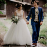 Photo Sculpture Mariage mariée et fille photo Statuette pour une é<br><div class="desc">Utilisez n'importe quelle photo. Centrer la photo et augmenter la taille si besoin. Utilisez toute la hauteur de la statuette si possible. Quel gentil gardien ! Capturez le moment.</div>