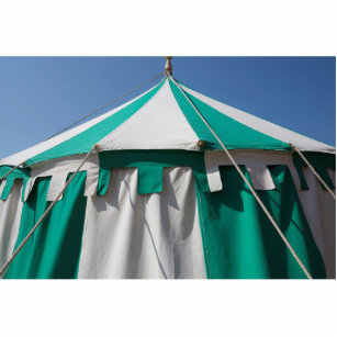 Photo Sculpture Tente de cirque rayée verte et blanche