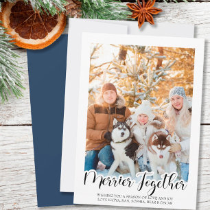 Photo verticale de Merrier Lettré à la main