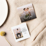 Photos mariages Budget Lettré à la main Carte de r<br><div class="desc">Ajoutez facilement vos photos de mariage préférées et un message personnalisé au verso en cliquant sur le bouton "Personnaliser". Une façon réfléchie de dire merci à votre famille,  vos amis et les invités qui sont venus soutenir et célébrer votre journée spéciale avec vous</div>