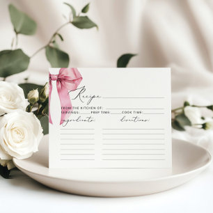 Pink Bow Elle attache le noeud Carte de la recette