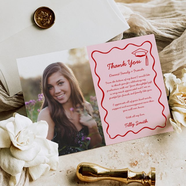 Pink Doodle Graduation Carte de remerciements 3 Ph (Créateur téléchargé)