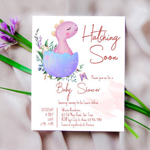 Pink hatching bientôt baby shower budget invitatio