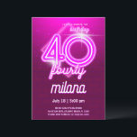Pink Neon 40th Birthday Party Invitation Card<br><div class="desc">Pink Neon 40th Birthday Party Invitation Card fait partie de la collection Neon Birthday Party. Ce produit est muni de panneaux de néon,  arrière - plan rose. Fait principalement dans les couleurs rose et blanc avec des polices décoratives. Explorez d'autres produits correspondants dans notre magasin.</div>