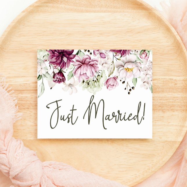 Pivoines Rose Bourgogne Floral Just Married (Créateur téléchargé)