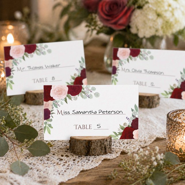 Placement Carte d'accompagnement de mariage Roses Rouges & R (Display Suggestion)
