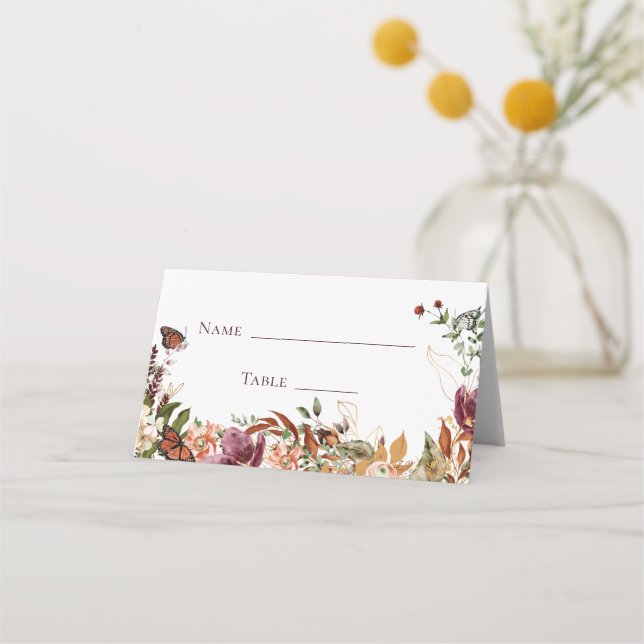 Placement Carte de table pliée pour la fête prénuptiale sur  (Devant)